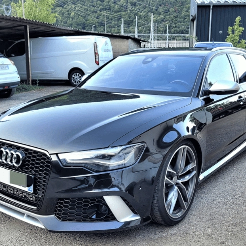 lavage exterieur sans trace d'une audi rs6 qui brille à Perpignan